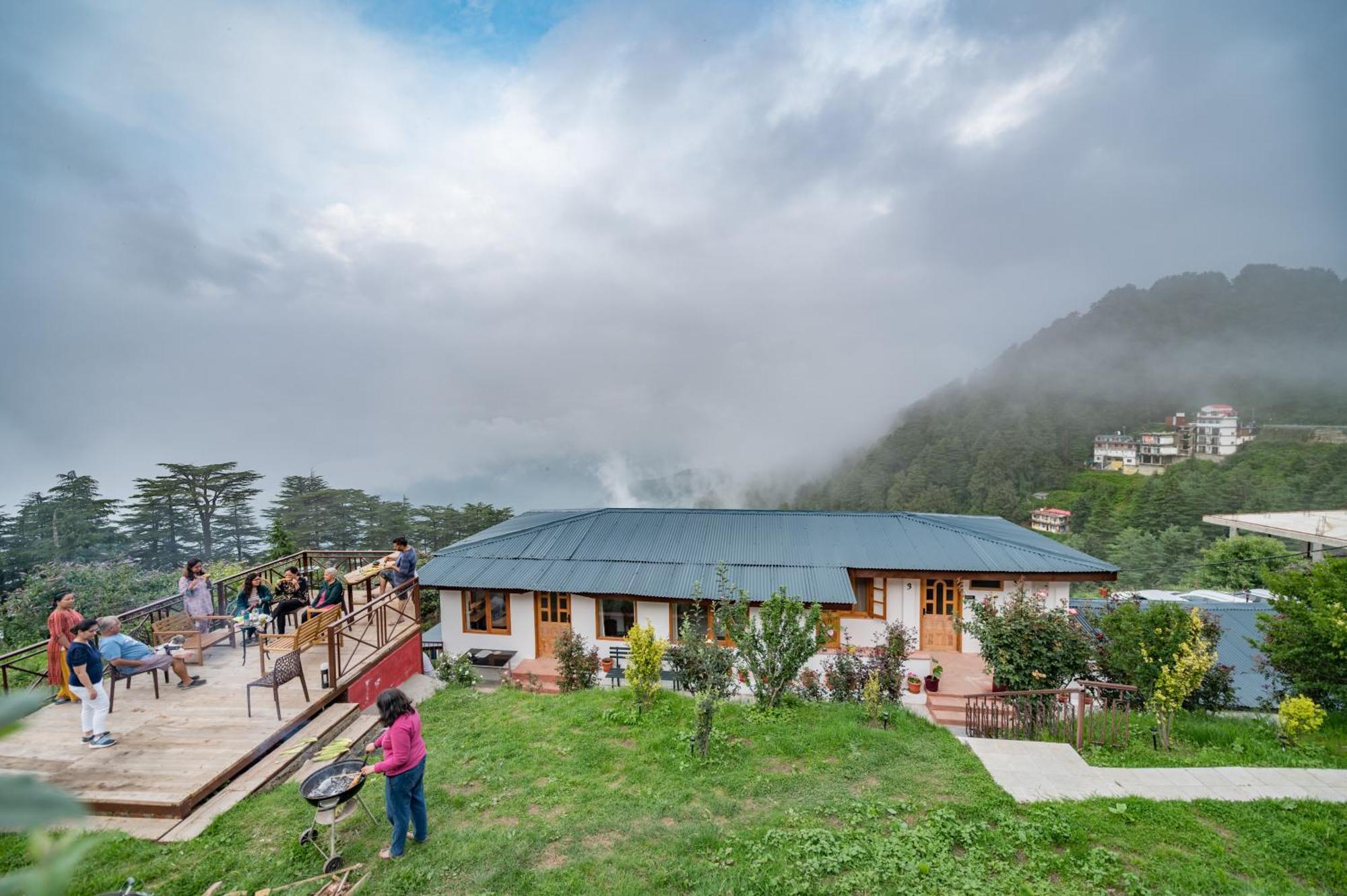 Cedar Hill Lodge - A Boutique Homestay Mashobra Exteriör bild
